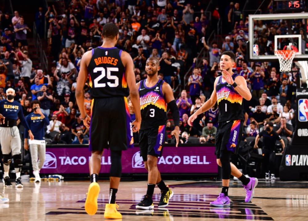 队崭露头角 队崭露头角